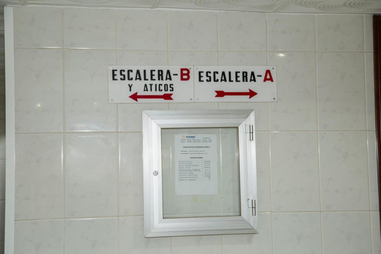 Apartamento Reus 1 - Parking Gratuito Exterior foto